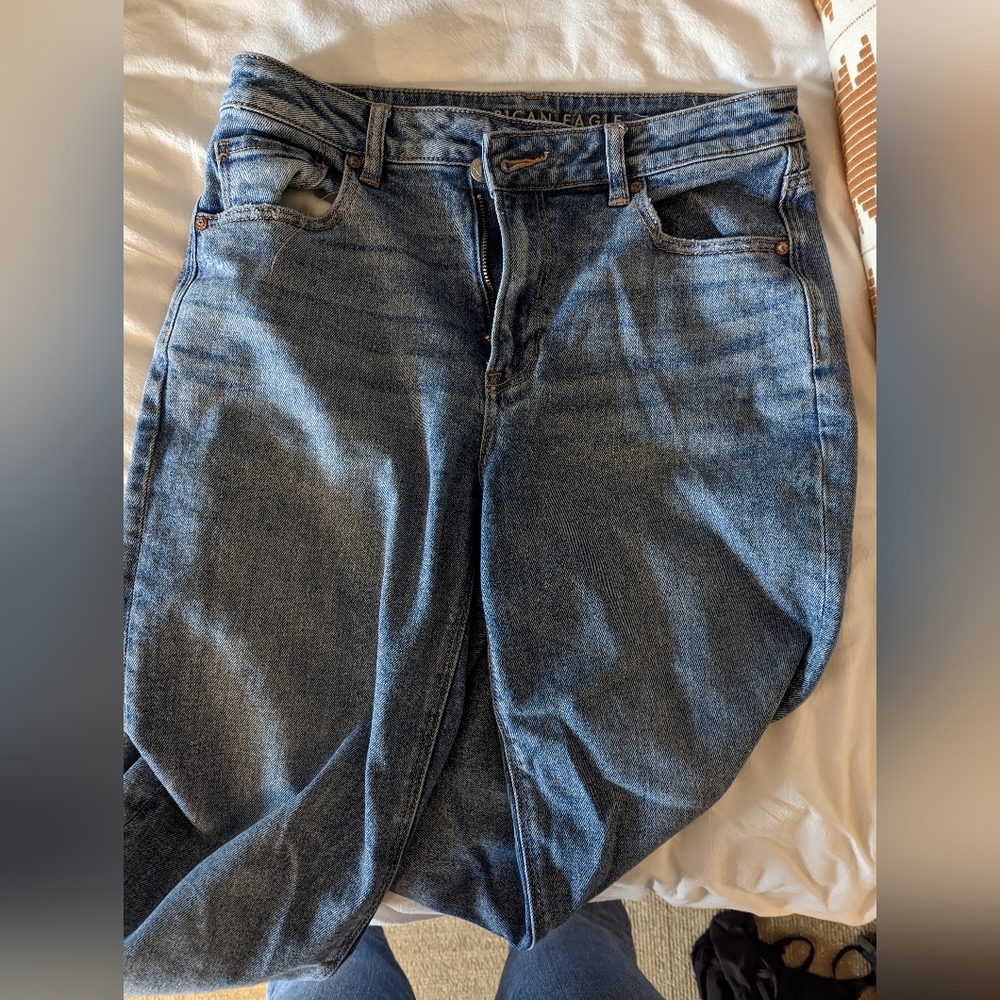American Eagle Outfitters Highest Rise Mom Jeans